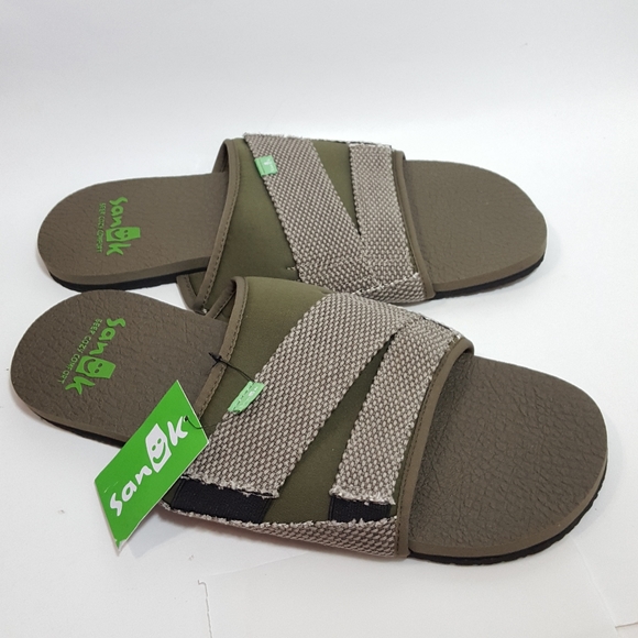 sanuk beer cozy slide